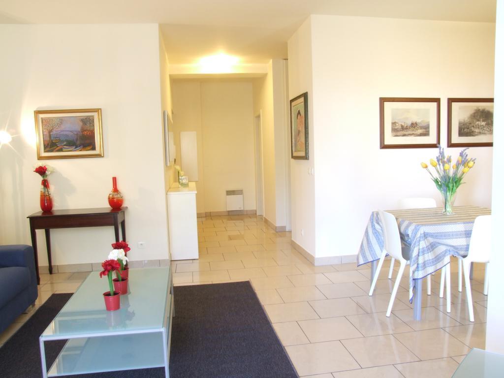 Appartement Au Chateau Vallaya Ментона Екстериор снимка