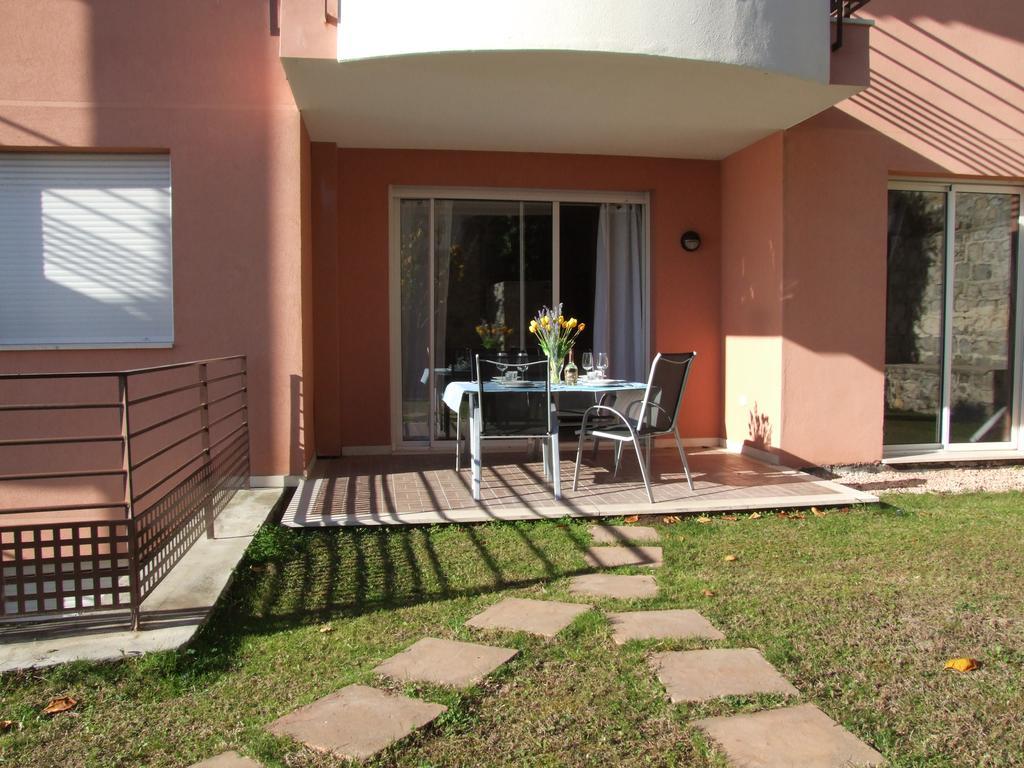 Appartement Au Chateau Vallaya Ментона Екстериор снимка
