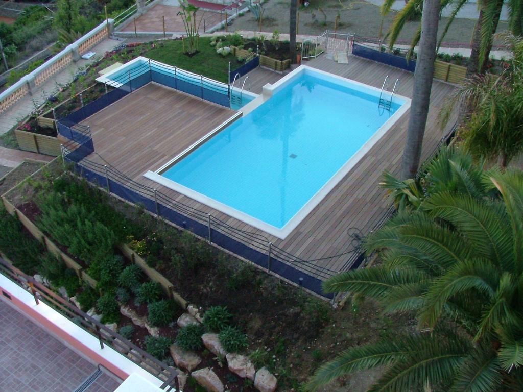 Appartement Au Chateau Vallaya Ментона Екстериор снимка